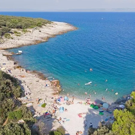Silvija, Apartman